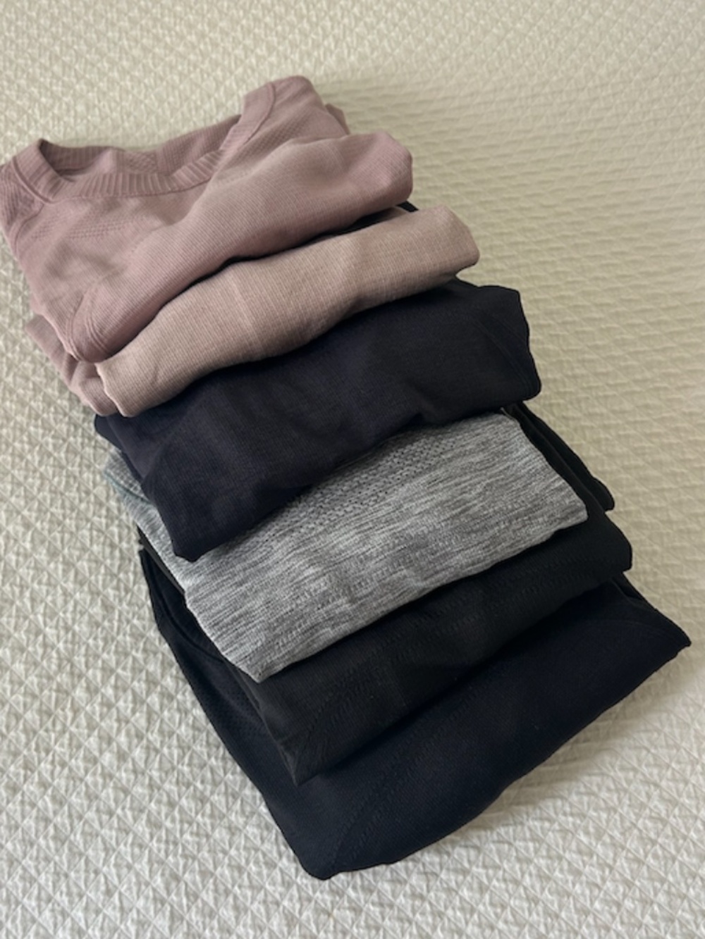 Lululemon Swiftly Tech Long Sleeve Capsule Collection | Size 8 | 6 Tops - Picture 3 of 4